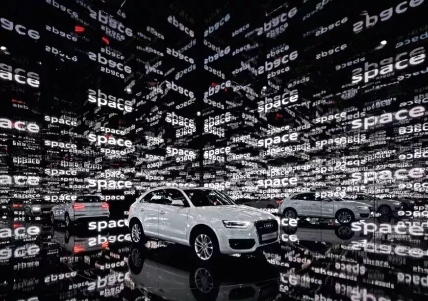 小米盒子视频里的小型投影仪是什么的_投影仪小米盒子怎么用_投影和小米盒子能无线连接吗