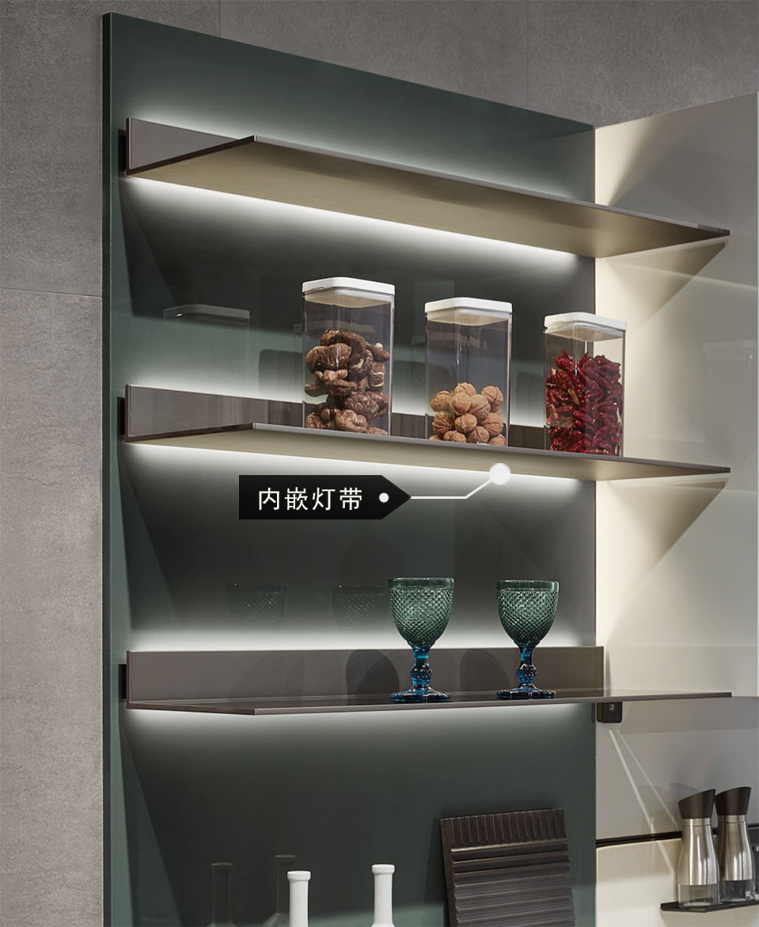 电视柜玻璃碎了能换吗_电视柜玻璃柜_新款玻璃电视柜图片