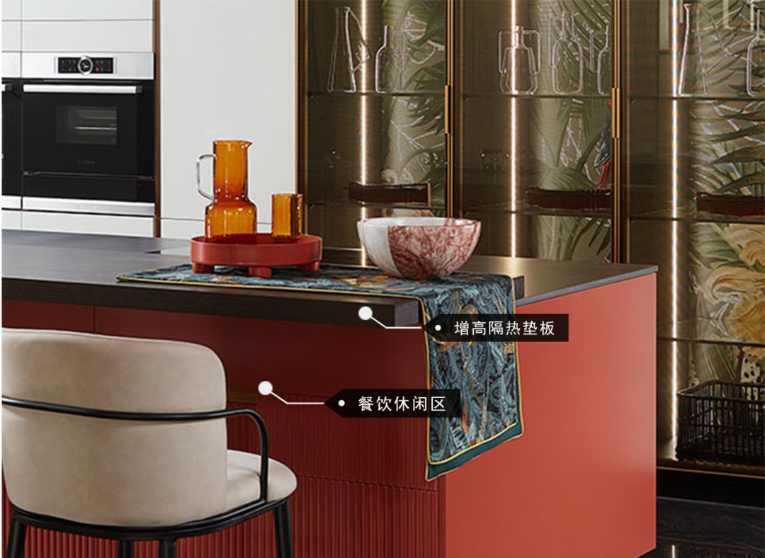 电视柜玻璃碎了能换吗_电视柜玻璃柜_新款玻璃电视柜图片