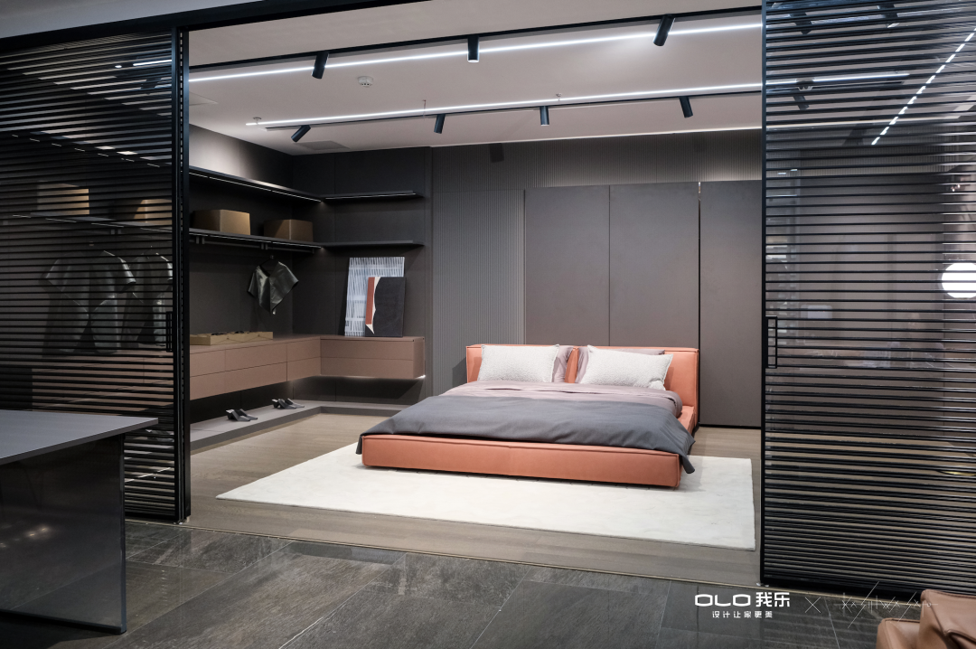 新款玻璃电视柜图片_电视柜玻璃柜_电视柜玻璃碎了能换吗