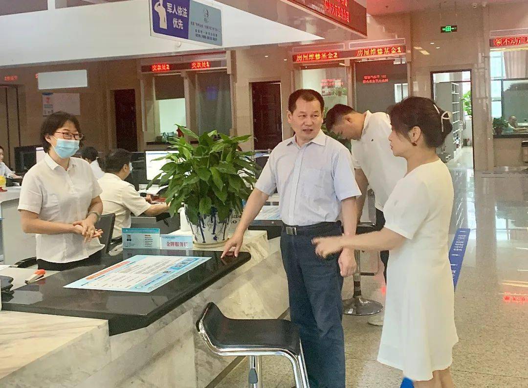 公安局长调研指导工作_公安局长一行到景区现场_公安局长调研产业园区