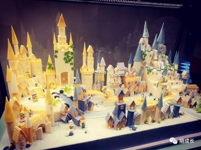 重庆方特公园营业时间_重庆方特科幻主题公园_重庆方特科幻公园上午人多还是下午人多?