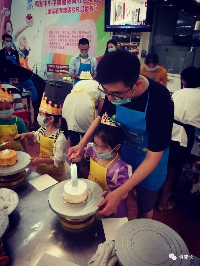 重庆方特科幻公园上午人多还是下午人多?_重庆方特科幻主题公园_重庆方特公园营业时间