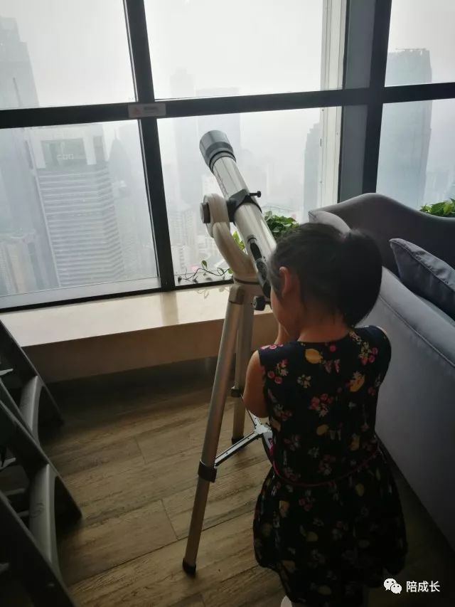 重庆方特科幻公园上午人多还是下午人多?_重庆方特公园营业时间_重庆方特科幻主题公园