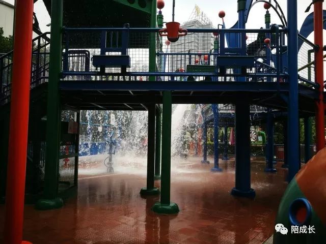 重庆方特科幻主题公园_重庆方特公园营业时间_重庆方特科幻公园上午人多还是下午人多?