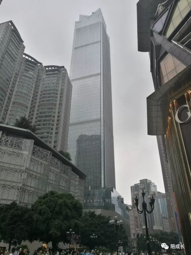 重庆方特公园营业时间_重庆方特科幻公园上午人多还是下午人多?_重庆方特科幻主题公园