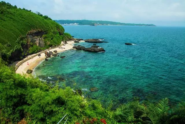 重庆方特科幻公园上午人多还是下午人多?_重庆方特科幻主题公园_重庆方特科幻公园开门了吗