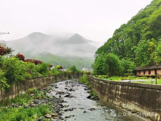 一座山_山阴的山是什么山_一个山两个山三个山各念什么
