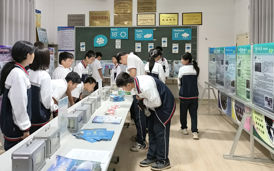 气象站中有哪些气象仪器_中气象站_中气象站