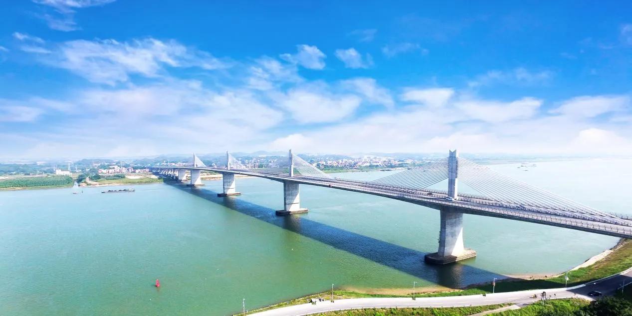 桥梁伸缩缝的计算_桥梁伸缩缝怎么支模板_什么是模数式桥梁伸缩缝