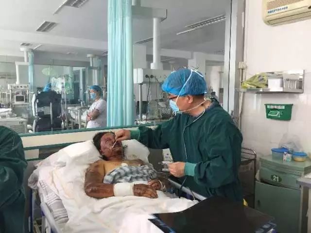 应急医疗救护站模型_战地应急救援医疗设备_救援应急战地医疗设备有哪些