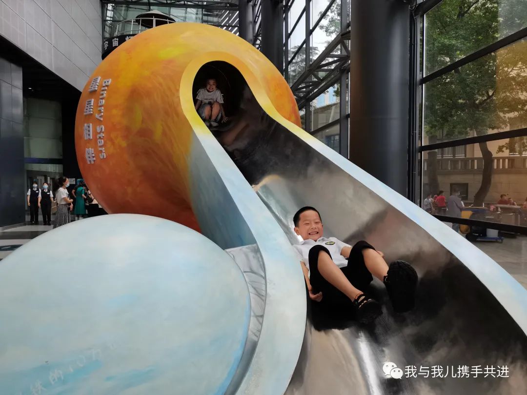 北京天文馆4d电影哪个好_天文馆4d电影播放时间_北京天文馆4d电影时间