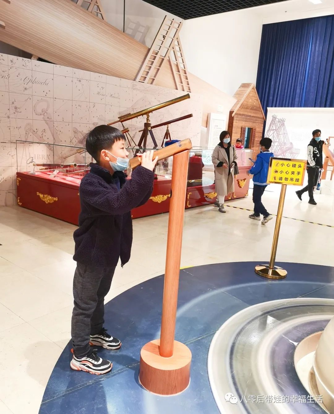 天文馆4d电影播放时间_北京天文馆4d电影哪个好_北京天文馆4d电影时间