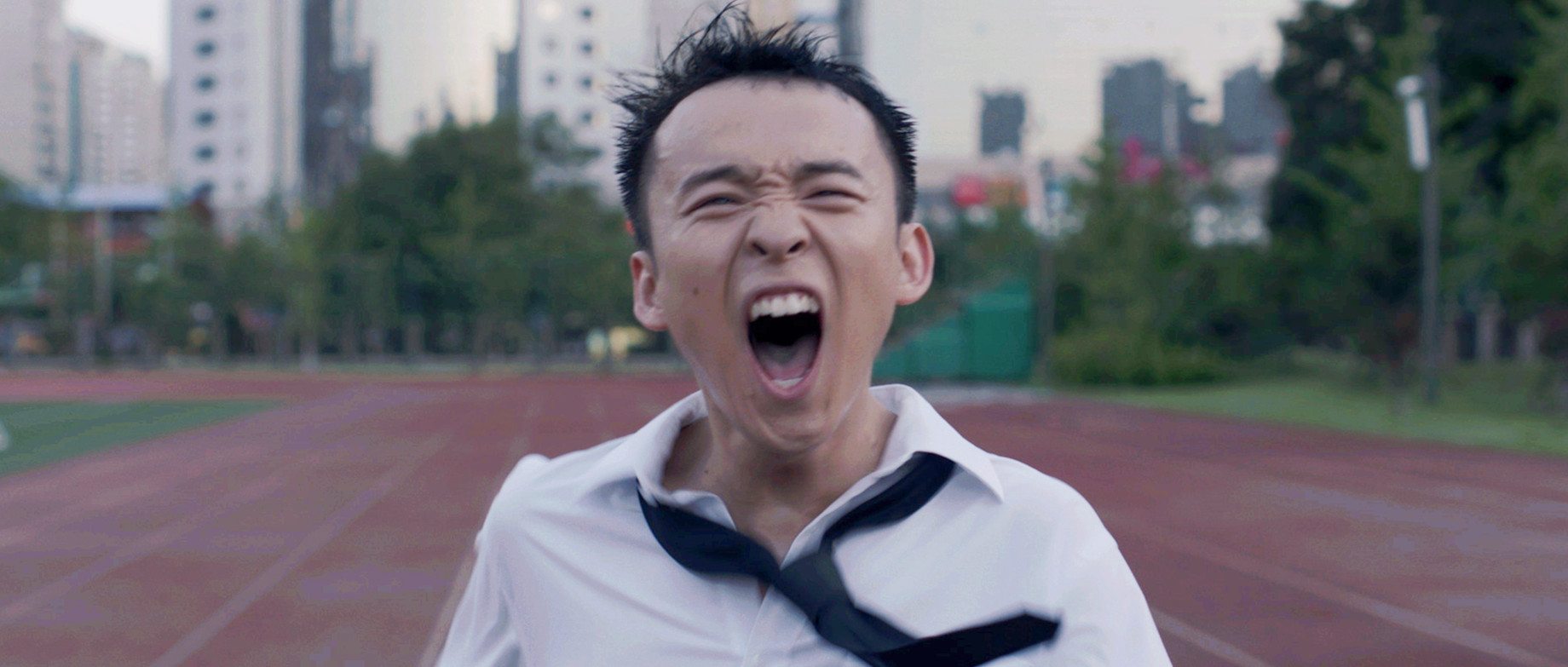 万世高中在哪_万世高中电影中的人物_万世高中音乐