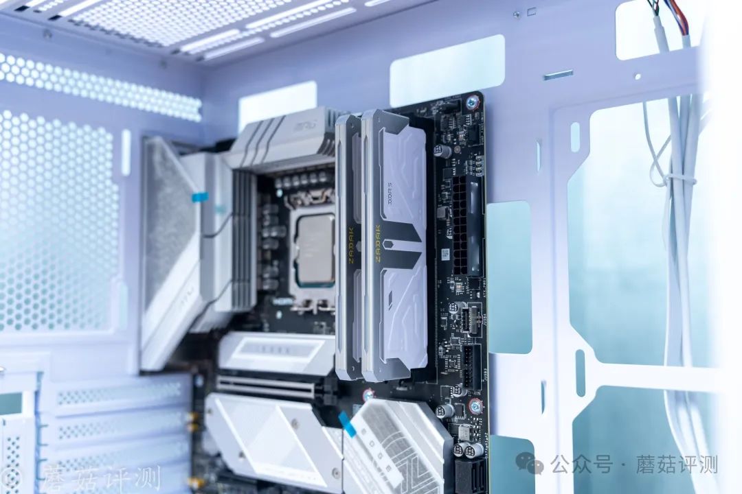 机箱风扇超静音_机箱什么风扇静音_机箱散热风扇静音