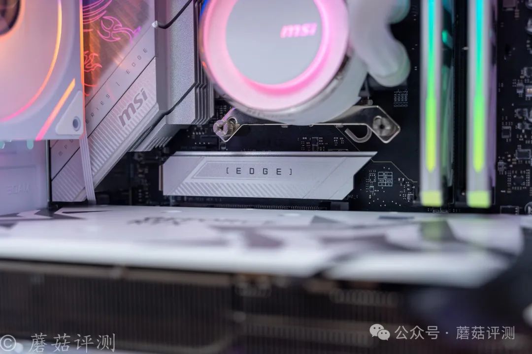 机箱风扇超静音_机箱什么风扇静音_机箱散热风扇静音