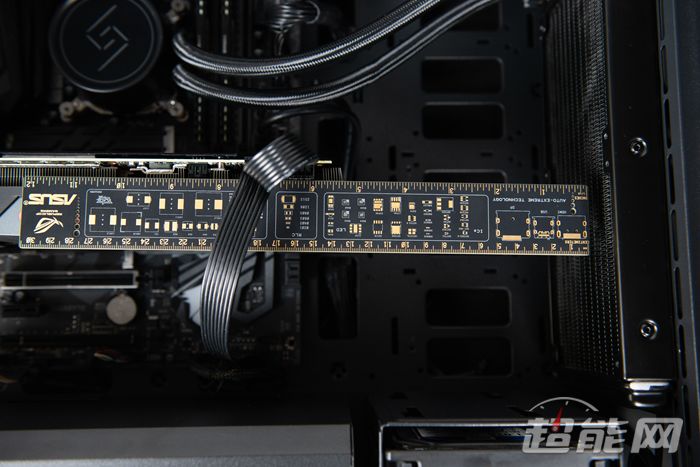 机箱风扇超静音_风扇机箱静音怎么解决_机箱什么风扇静音