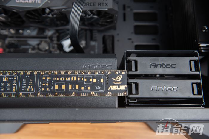 风扇机箱静音怎么解决_机箱什么风扇静音_机箱风扇超静音