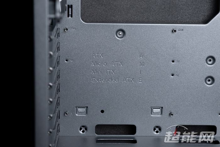 机箱风扇超静音_风扇机箱静音怎么解决_机箱什么风扇静音