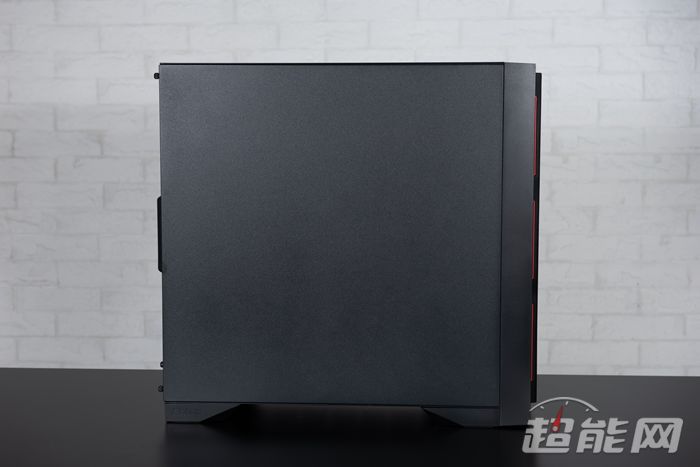 机箱什么风扇静音_风扇机箱静音怎么解决_机箱风扇超静音