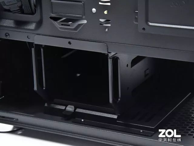 风扇机箱静音怎么解决_机箱什么风扇静音_机箱散热风扇静音