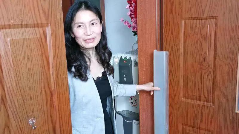 电教室电脑桌_电脑教室电脑桌_电教室桌子