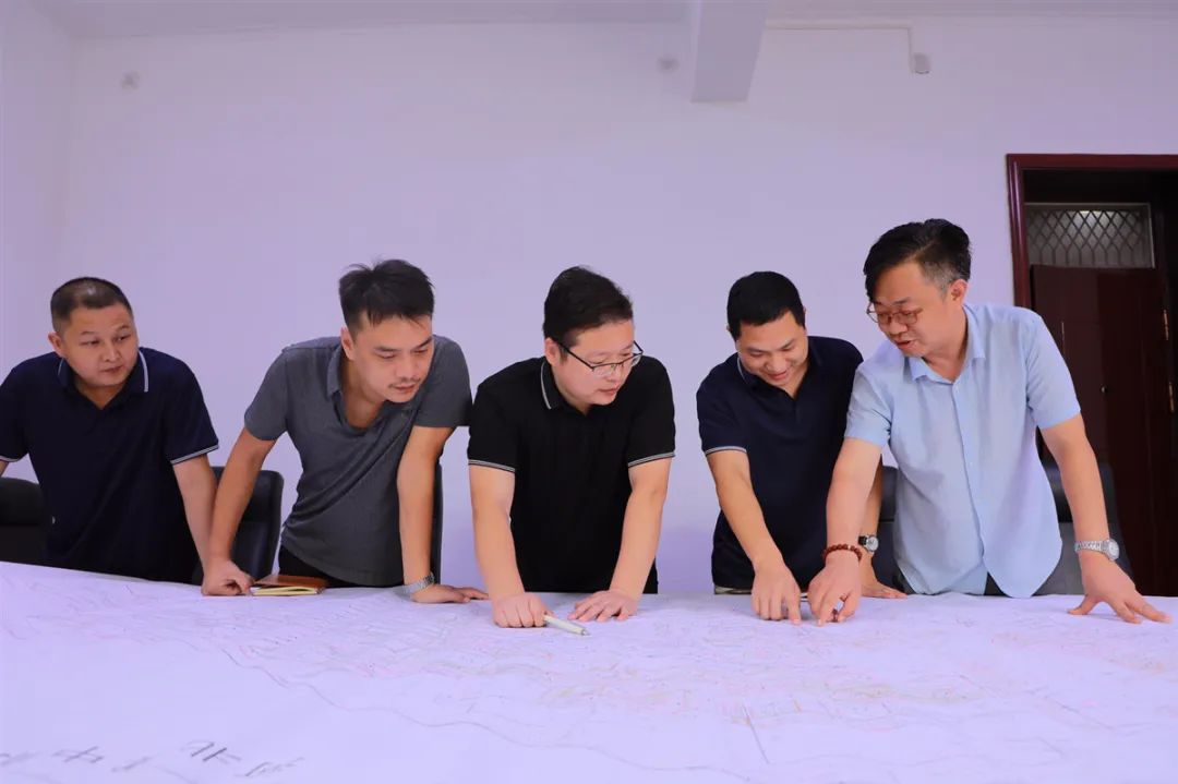 矿用风动潜水泵内部结构_风泵潜水泵_风动潜水泵