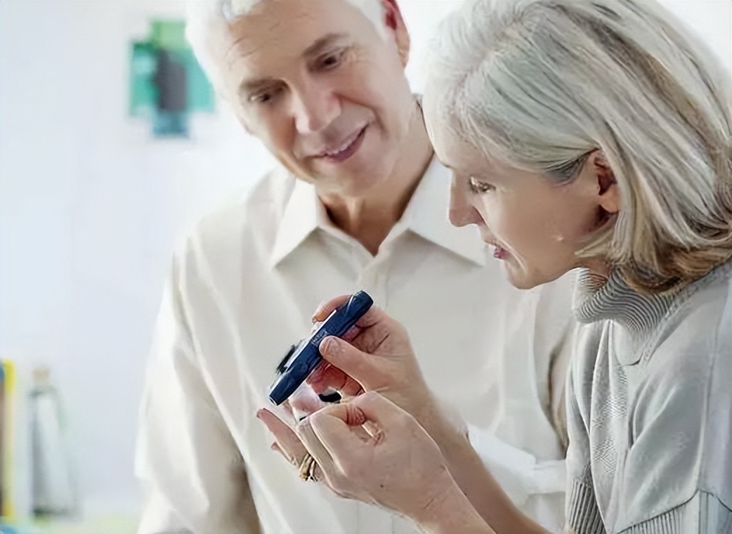 肾小球滤过率重要性_肌酐与GFR比较_肾小球是什么球