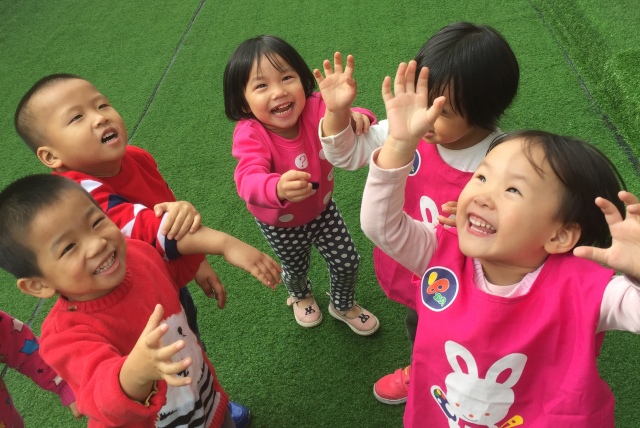 福建早幼教育师资培训_厦门宜贝亲子园_宜贝亲子园早教服务