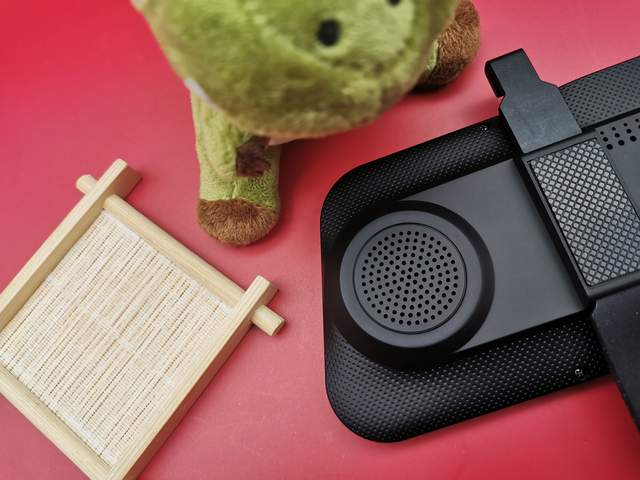 黑金钢车载记录仪v62_飞利浦CVR1500行车记录仪_后视镜行车记录仪安装教程