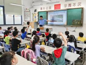 _ 长三角铁路安全生产月活动 _跨铁路线桥梁防护