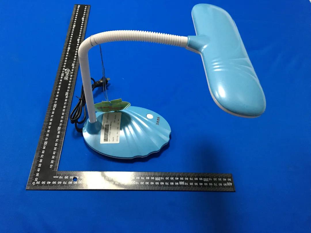 飞利浦台灯维修点_台灯品牌安全性能比较_读写台灯安全隐患检测