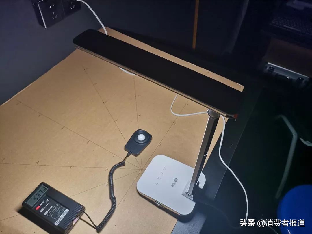 飞利浦台灯维修点_居家办公台灯推荐_青少年近视率与台灯