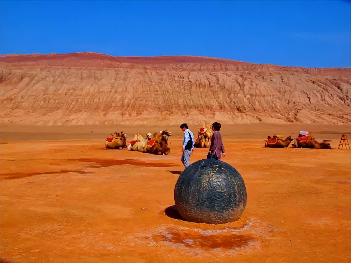 乌鲁木齐市钢模板厂家_新疆冬季生存注意事项_新疆冬季工地生活