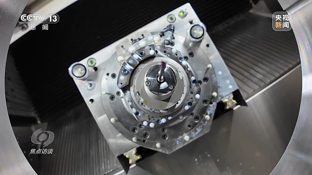 快干水泥是不是早强水泥_ 青藏高原公路工匠精神 _