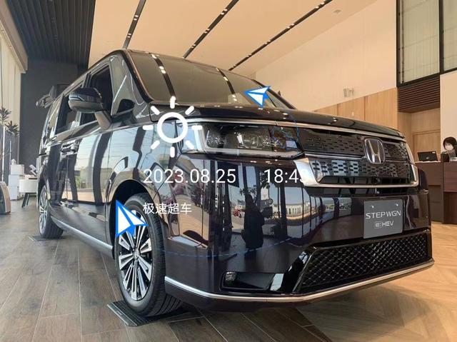 本田STEPWGN来了，俗称“小艾力绅”，三排七座大空间更加实用-有驾