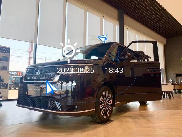 本田STEPWGN来了，俗称“小艾力绅”，三排七座大空间更加实用-有驾