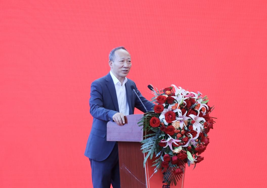 模压托盘热压机_安徽艾德森包装科技开业庆典_艾德森环保模压托盘技术