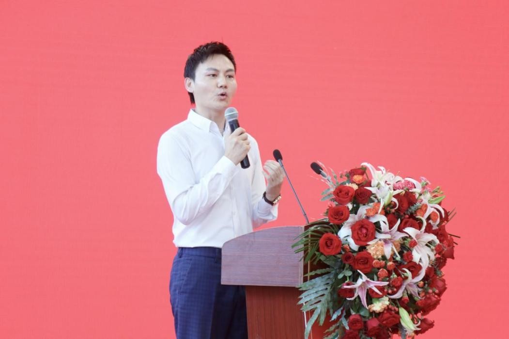 艾德森环保模压托盘技术_模压托盘热压机_安徽艾德森包装科技开业庆典