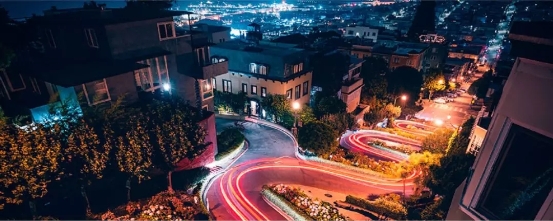 2019 CES Asia VLOGpocket手机稳定器_AK4500专业相机稳定器_飞宇稳定器