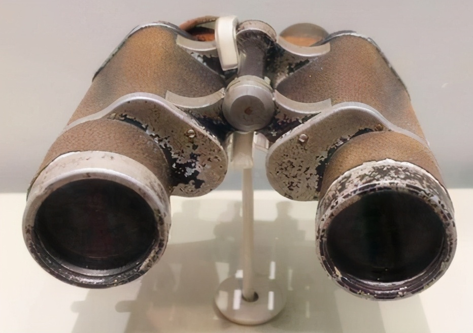 德国蔡司望远镜_彭德怀望远镜型号_蔡司10*50望远镜与彭德怀