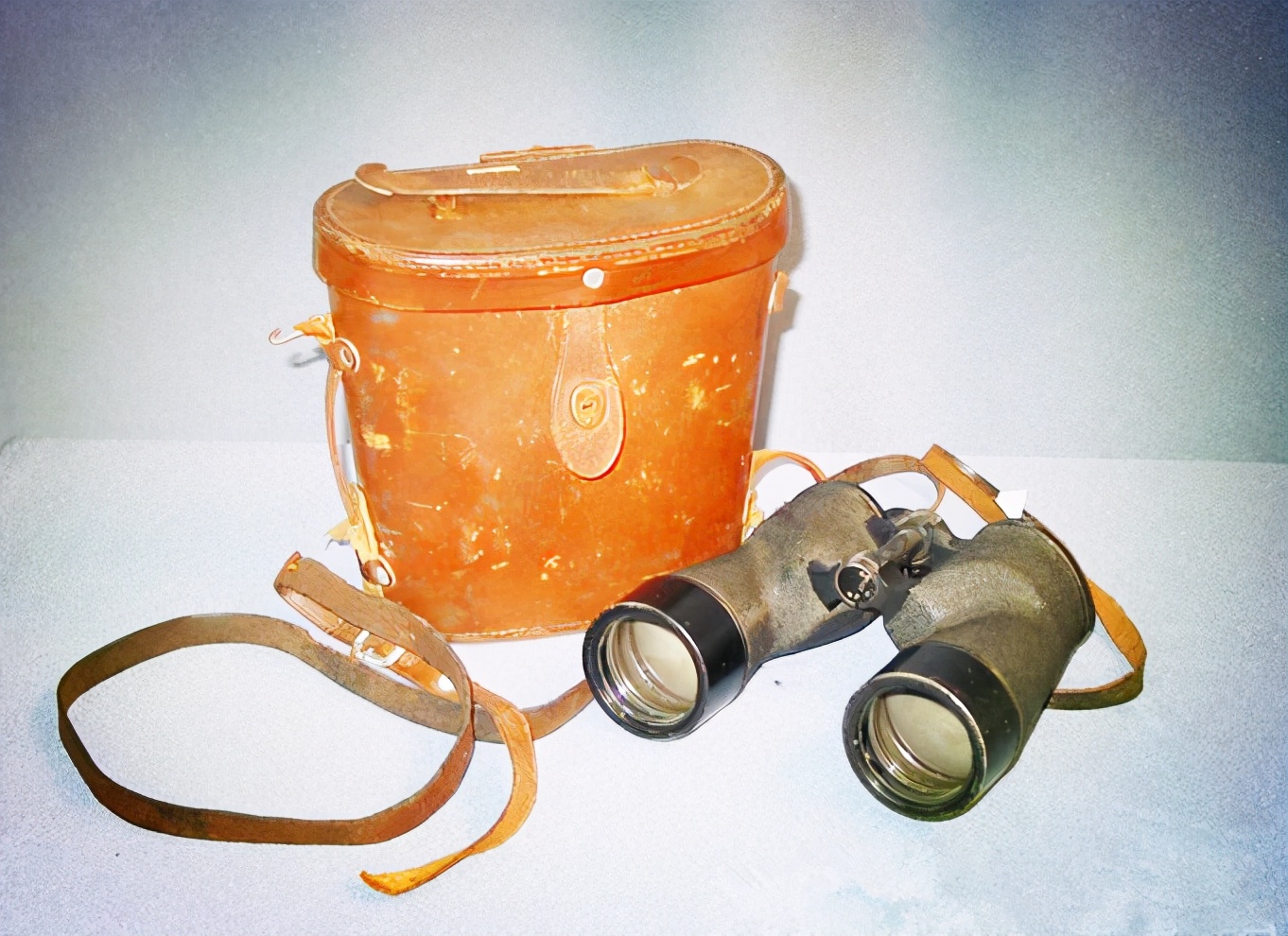 彭德怀望远镜型号_德国蔡司望远镜_蔡司10*50望远镜与彭德怀