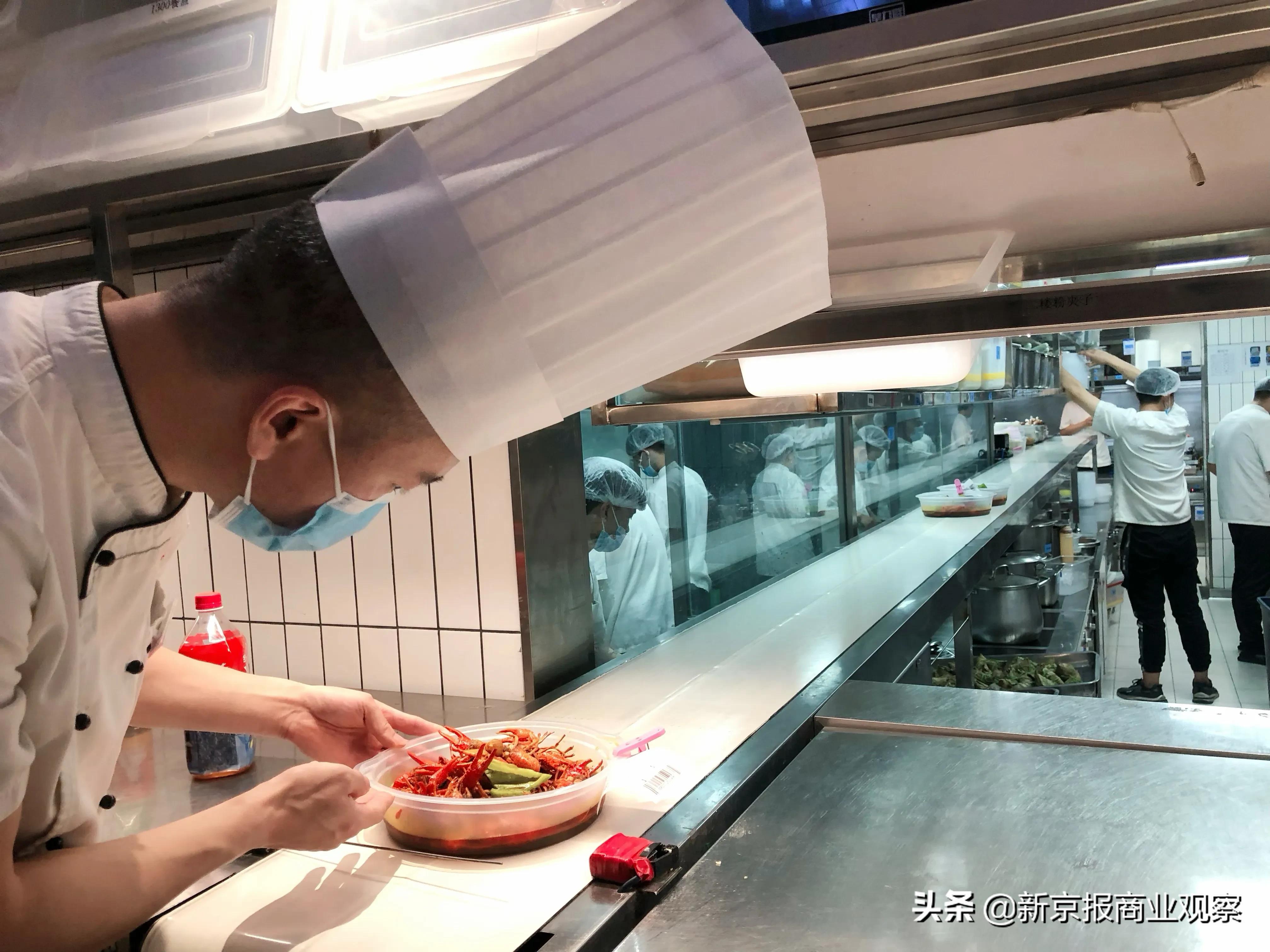 簋街餐饮恢复堂食_北京簋街疫情后堂食_北京簋街营业到几点