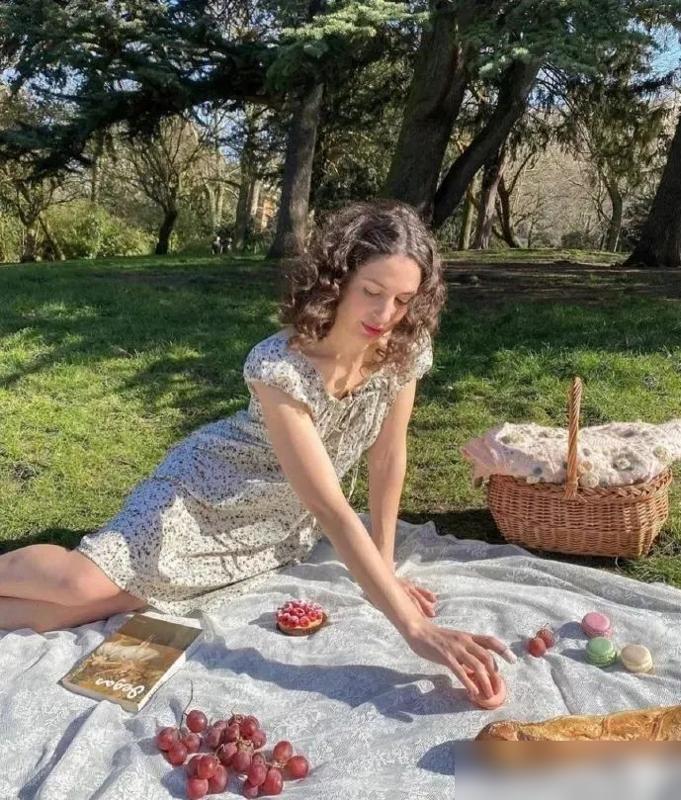 2023年春季流行鞋子_春季单鞋女鞋_法式风格芭蕾舞鞋搭配