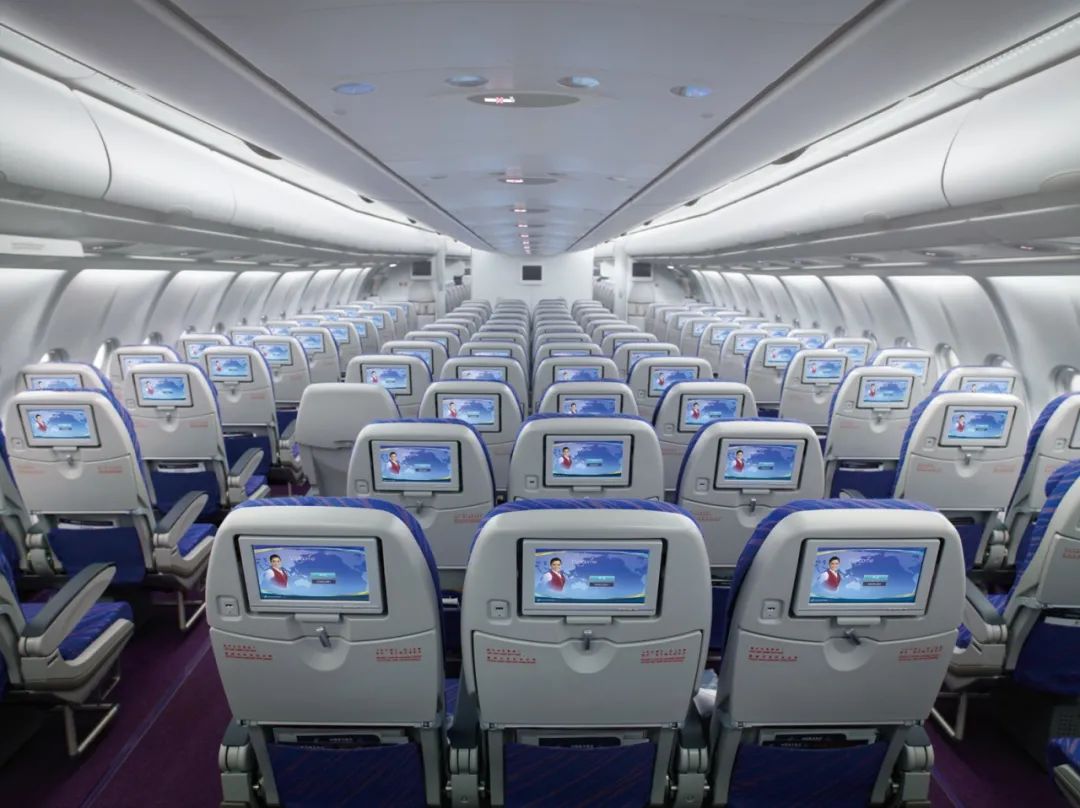 南航332商务舱_波音B787梦想客机特点_头等舱舒适体验