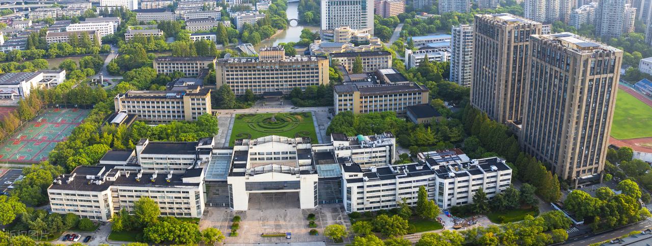 湖南工学院专业分数线_浙江工业大学专业推荐_化学工程与技术就业前景