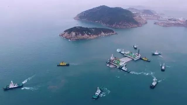 桥面板跨度_ 中国高速铁路大跨度桥梁技术 _