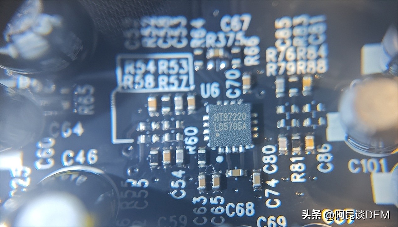 创新声卡5.1 sb100_独立声卡市场分析_创新声卡Audigy Rx拆解