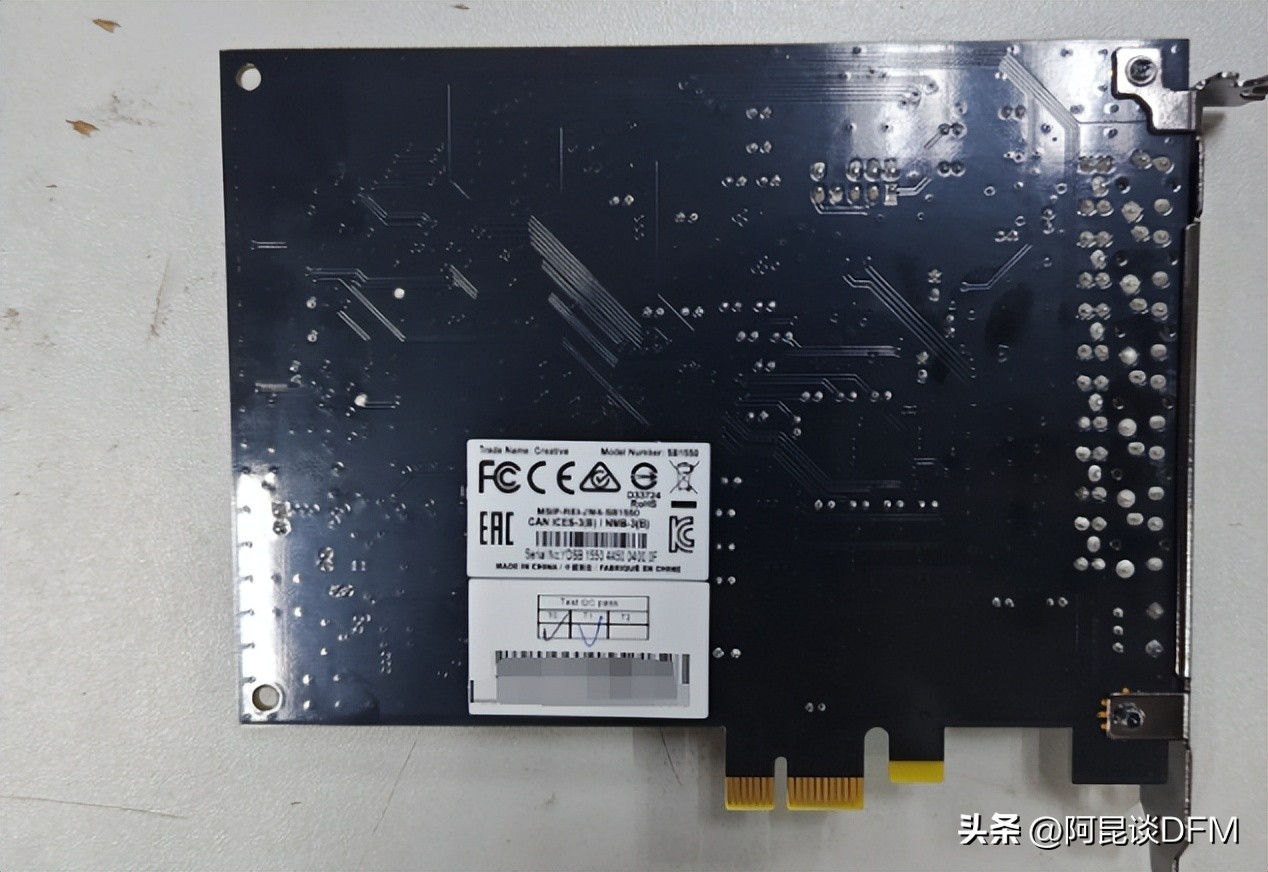 创新声卡5.1 sb100_独立声卡市场分析_创新声卡Audigy Rx拆解