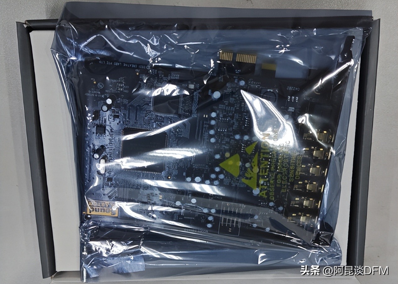 创新声卡5.1 sb100_独立声卡市场分析_创新声卡Audigy Rx拆解